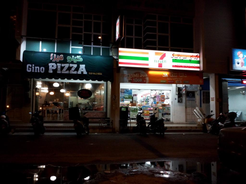 Teratak Tok Wan 1 And 2 Kota Bharu Exterior foto